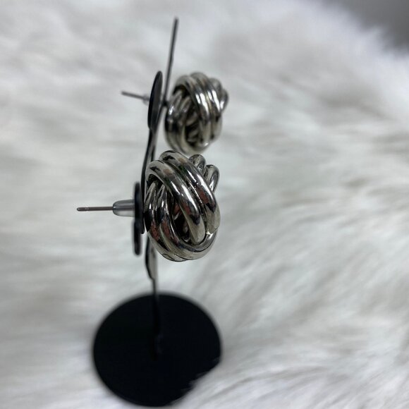 Silver Tone Knot Pierced Earrings .75" X .75" - Picture 5 of 7